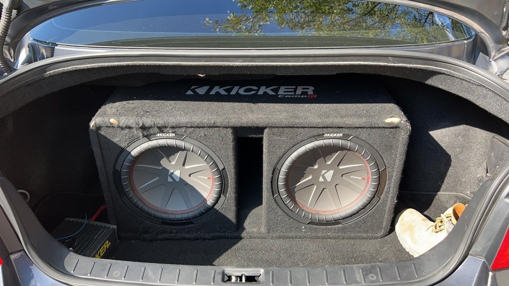 Which Way to Face Subwoofer in Trunk